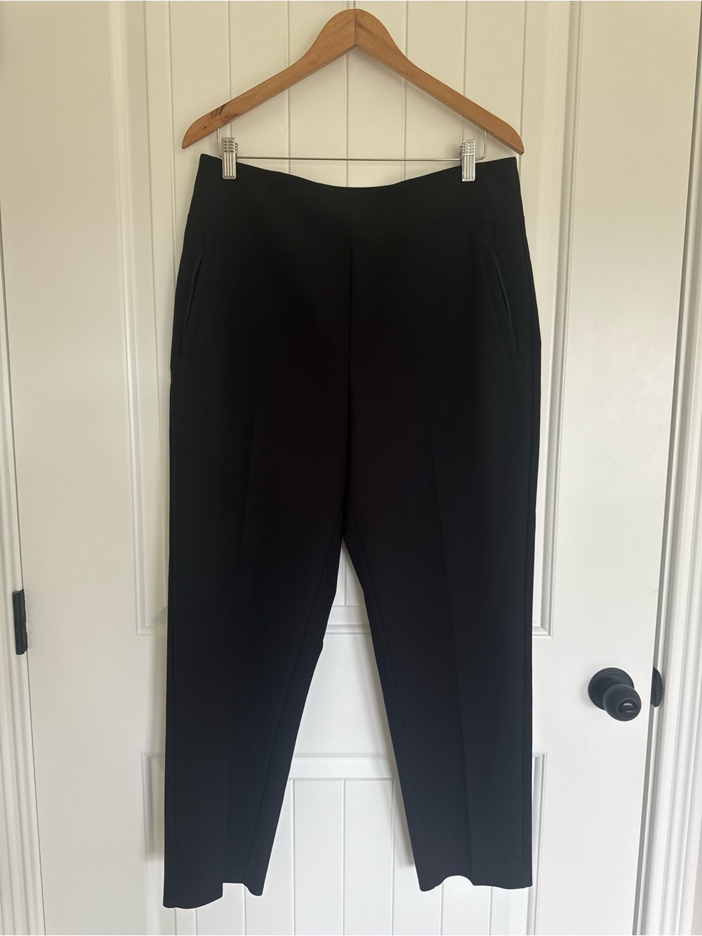 Athleta Endless High Rise Pant Black Stretch Tapered Trousers Travel Work 12 - Picture 2 of 8